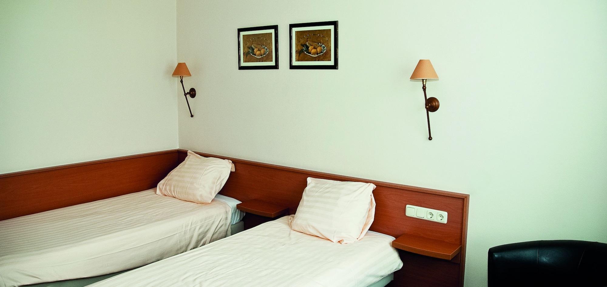 Fletcher Hotel - Restaurant Steenwijk Dış mekan fotoğraf