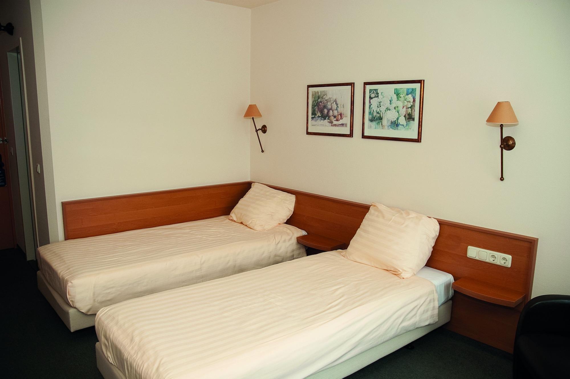 Fletcher Hotel - Restaurant Steenwijk Dış mekan fotoğraf